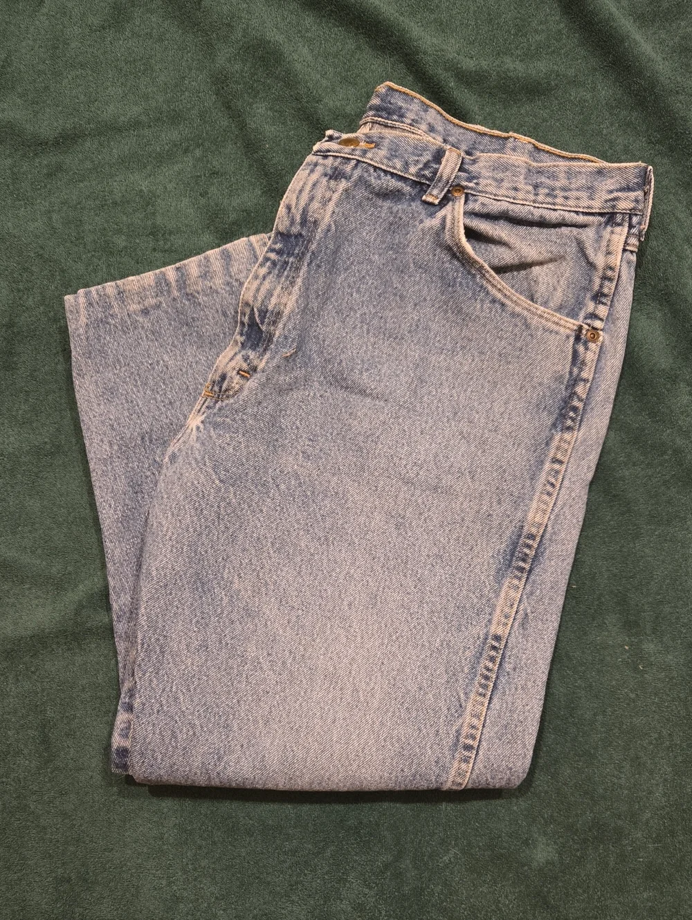 Wrangler Light Blue Relaxed Fit Men’s Jeans